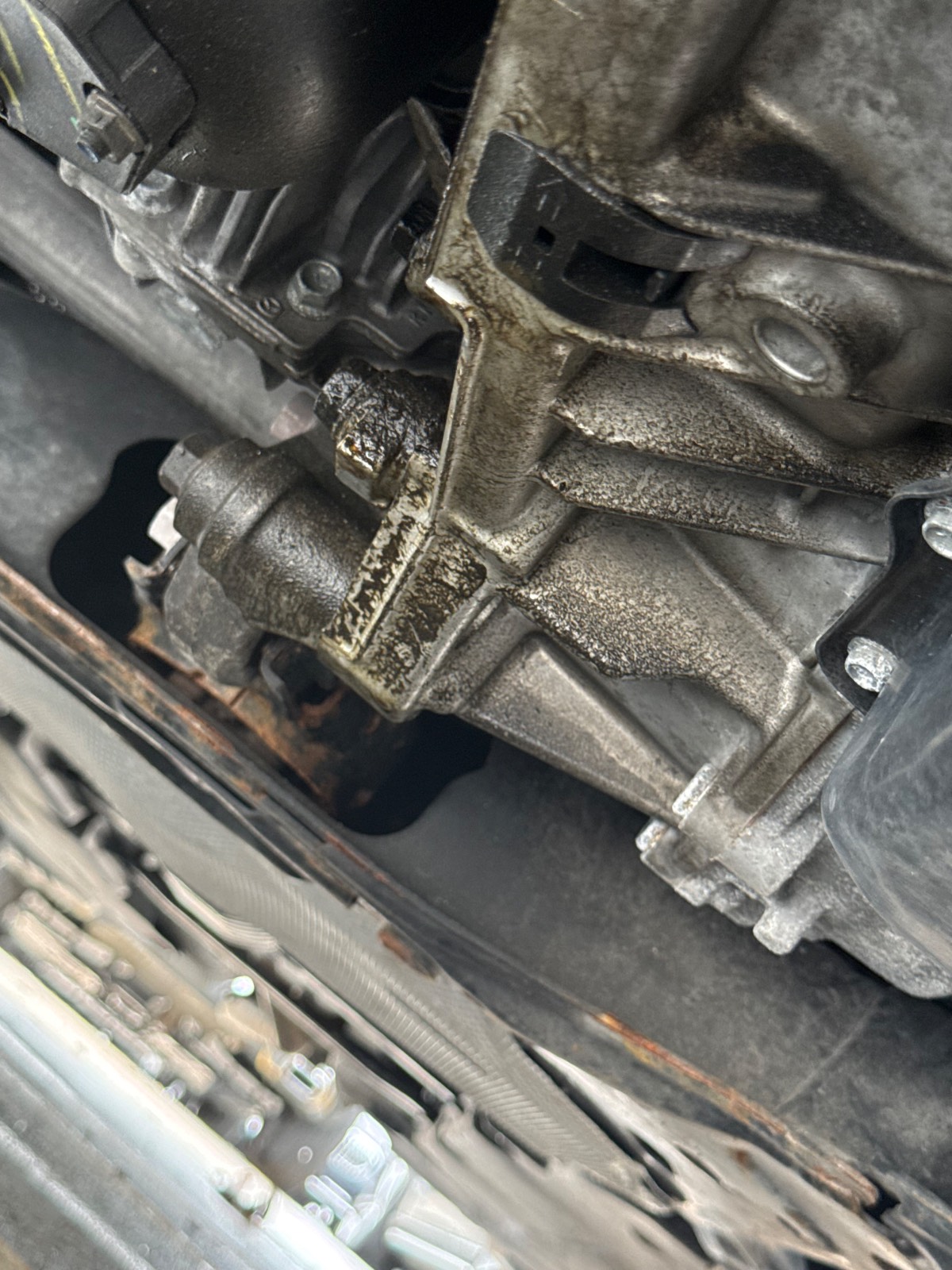 Engine-bay concern · Entire engine bay 2
